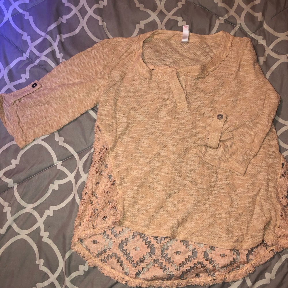 Top/Sweater